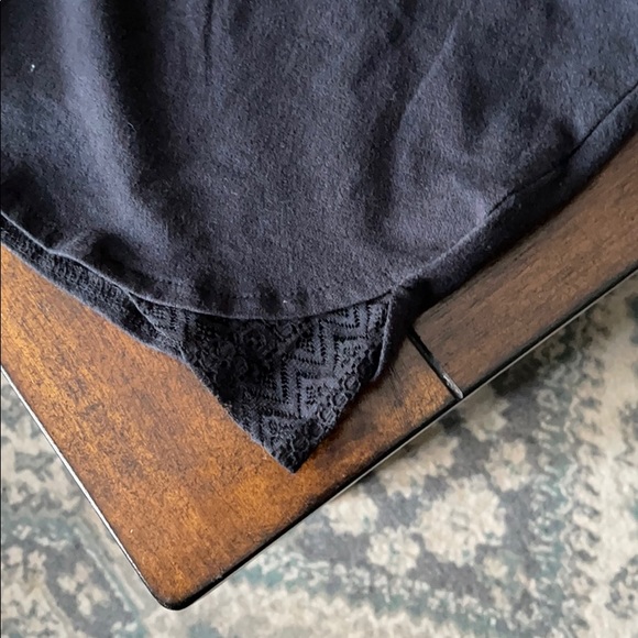 RIP ZONE || Lace Edged Romper - Picture 2 of 5